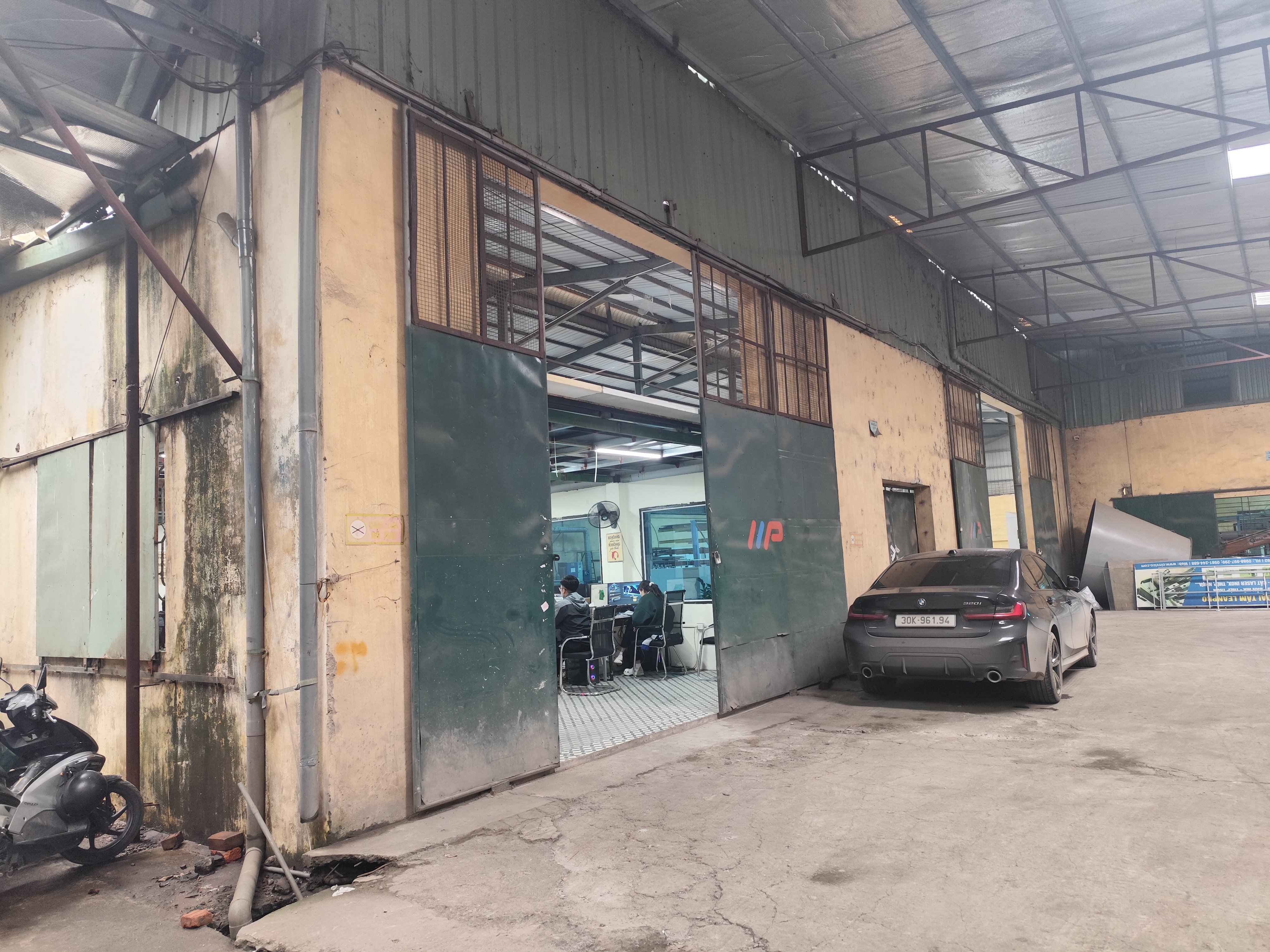 Outer view of workshop.jpg
